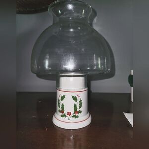 Classique hurricane lamp